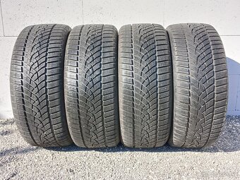 Pěkné zimní pneu Goodyear 225/40/19 vzorek 8mm