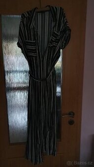 Letní šaty košilové