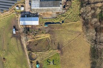 Pronájem zemědělského objektu s pozemky o výměře 11 418 m², 