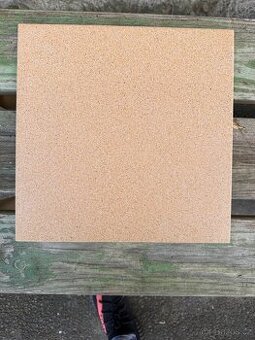 Prodám Taurus dlažbu za 1/2 ceny,dohromady 21,5m2