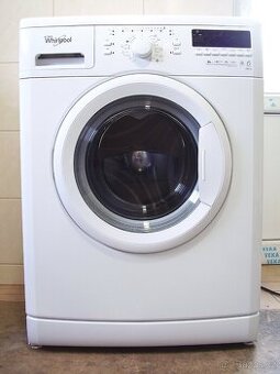 Pračka WHIRLPOOL s předním plněním