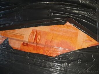 valenda s uložnym prostorem