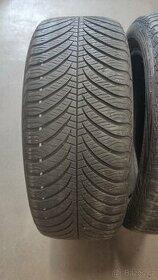 Celorocni pneu 205/55/17