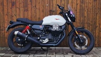 Moto Guzzi V7 STONE 2024