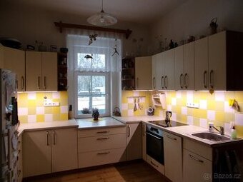 Romantika u nádraží u lesa