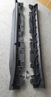 Boční nášlapy Mercedes Benz GLE 2019-2025 - black edice