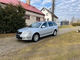 SKODA OCTAVIA COMBI FACELIFT 1.2 TSI