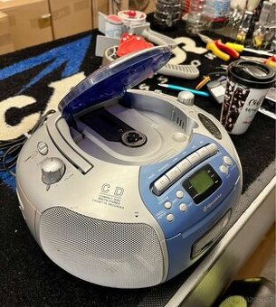 CD a kazetovy prehravac