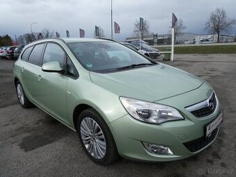 Opel Astra 1.4 16V 88kW 2x kola, serviska