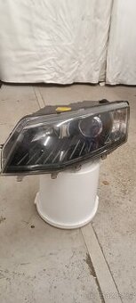 Levé přední světlo Škoda Octavia 3