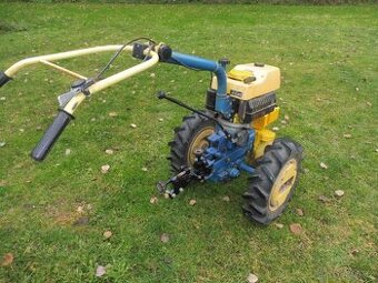 koupím malotraktor agzat nebo vari