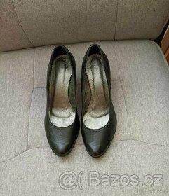 Kožené lodičky vel:37
