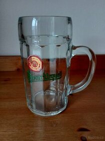 Pilsner Urquell sklenice na pivo