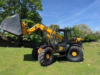 Manipulátor JCB 526