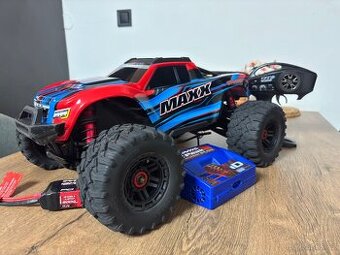 Traxxas Maxx 1:8