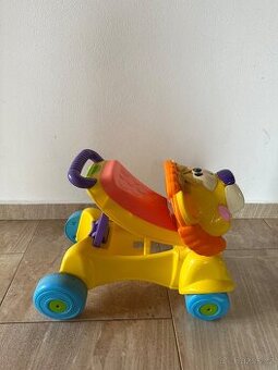 Chodítko hrající lvíček