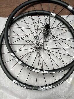 Gravel kola DT Swiss GR1600