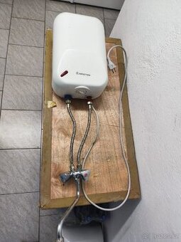 Ohřívač vody Ariston 5L