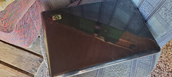 Prodám notebook HP DV5-1005EC - bez mechaniky - 1