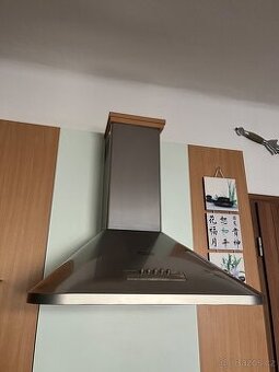 Digestoř Ariston Hotpoint