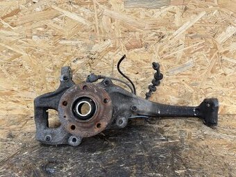 LEVÁ PŘEDNÍ TĚHLICE AUDI A4 B8 / A5 8K0407257G
