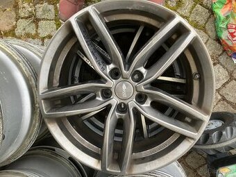 8x19 , 5x112 , Brock RC29 šedý lak