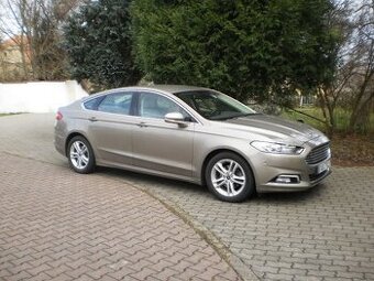 prodám Mondeo MK5 hatchback - 1