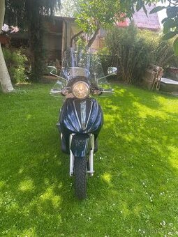 Piaggio Becerly 500ie najeto 13720 rv 2012