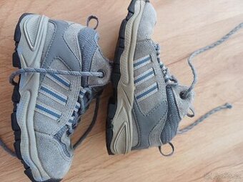 Adidas boty
