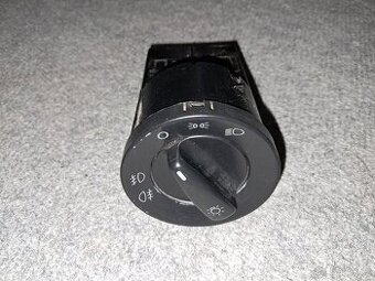 Prodám Vypínač přepínač světel Octavia 1