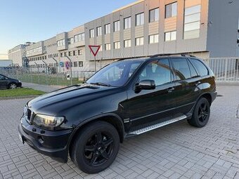 BMW X5 3.0d 135kW SPORTPAKET 4x4 AUTOMAT SERVIS