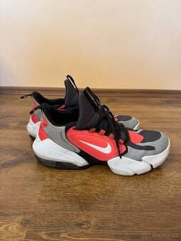Nike Air Max Alpha Savage