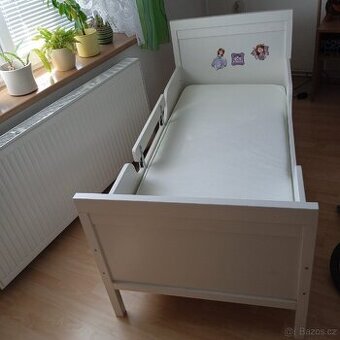 IKEA dětská postýlka