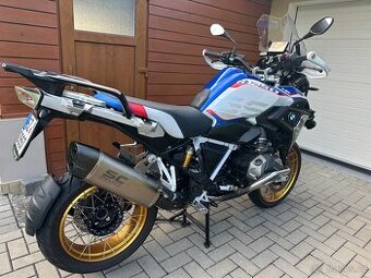 BMW R1250GS HP, plná výbava, kufry, výfuk, navi
