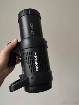 Profoto B1