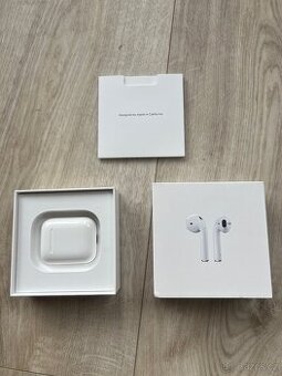 AirPods