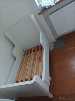 Rostoucí dětská postel IKEA Busunge