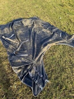 Zimní výběhová deka 100g, 155cm