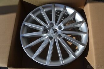 Škoda Octavia III RS–NOVÉ 18 Alu disky 7Jx18 ET51,silver