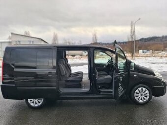 PEUGEOT EXPERT TEPEE 2.0 HDi LONG 120-KW 8-MÍST NAVI AUTOMAT