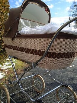 Retro kočárek Liberta