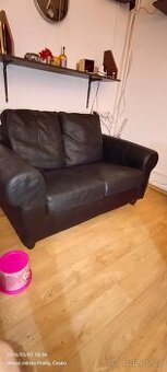 Kožená malá sedačka