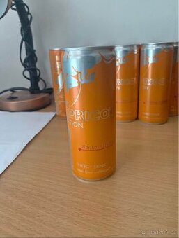 Redbull meruňka jahoda