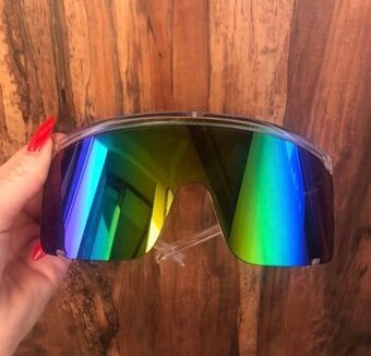 Pánské sportovní sluneční brýle – nové