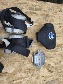 Fiat sedici airbag