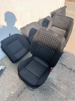 Golf 4 kompletní sedačky