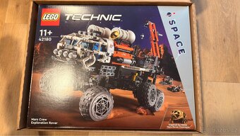 Lego Space 42180