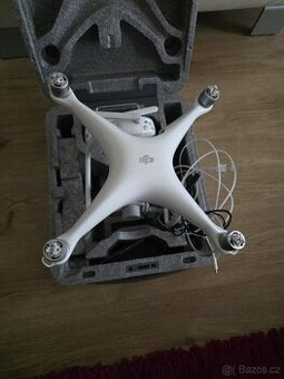 Dron DJI Phantom
