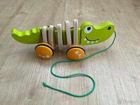 Tahací hračka / tahačka Krokodýl Hape