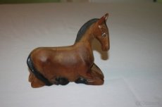 dřevěná soška koně - 1